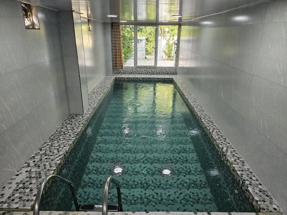 ویلا سه خوابه استخر دار مانی ۲