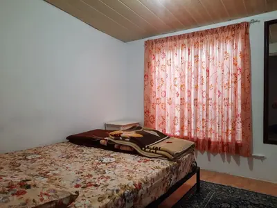 ویلا دوخوابه ساحلی قو ۲