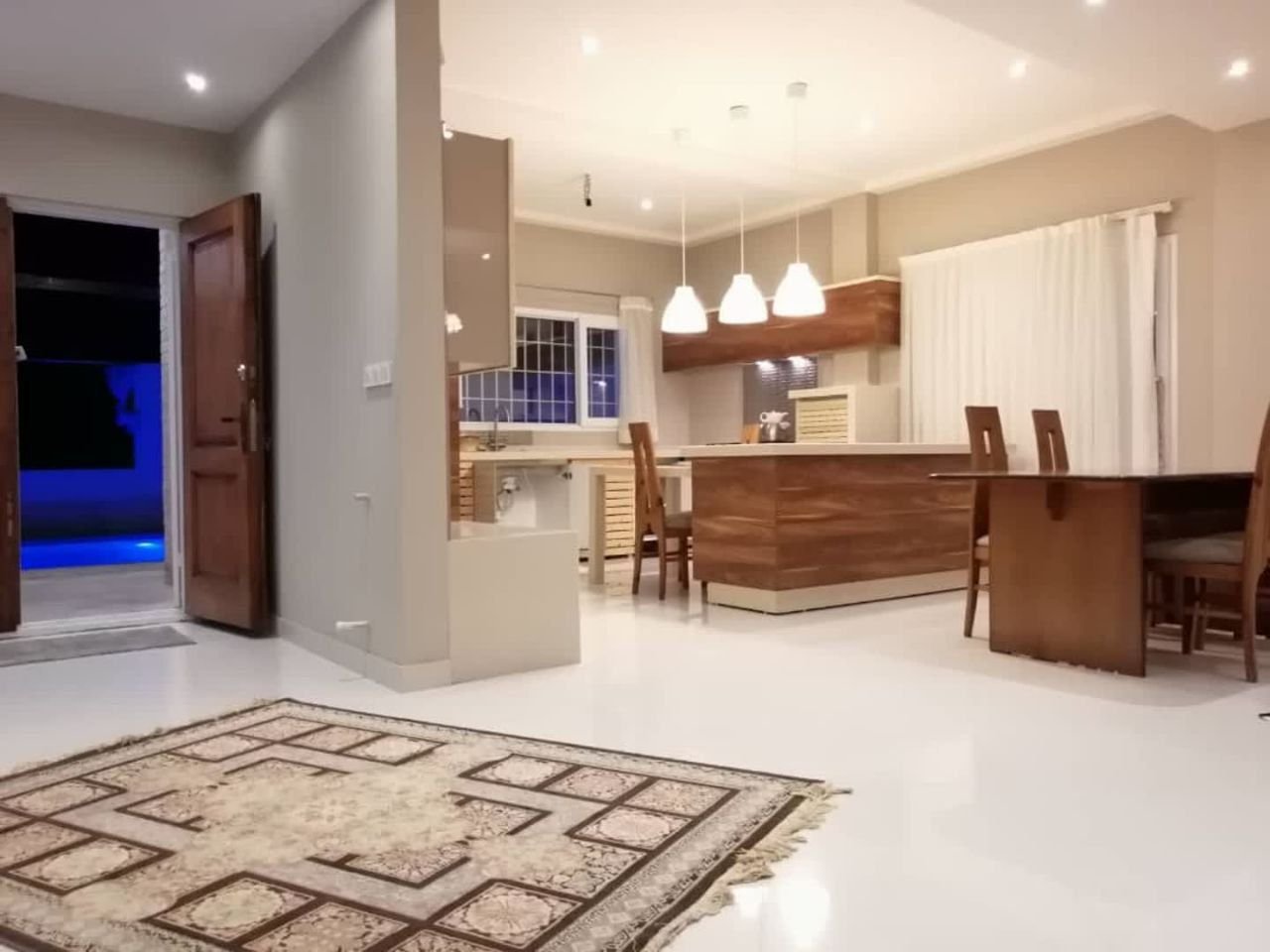 ویلا سه خوابه جنگلی استخردار آبگرم گندم