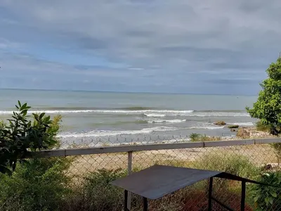 ویلا دوخوابه ساحلی قو ۲