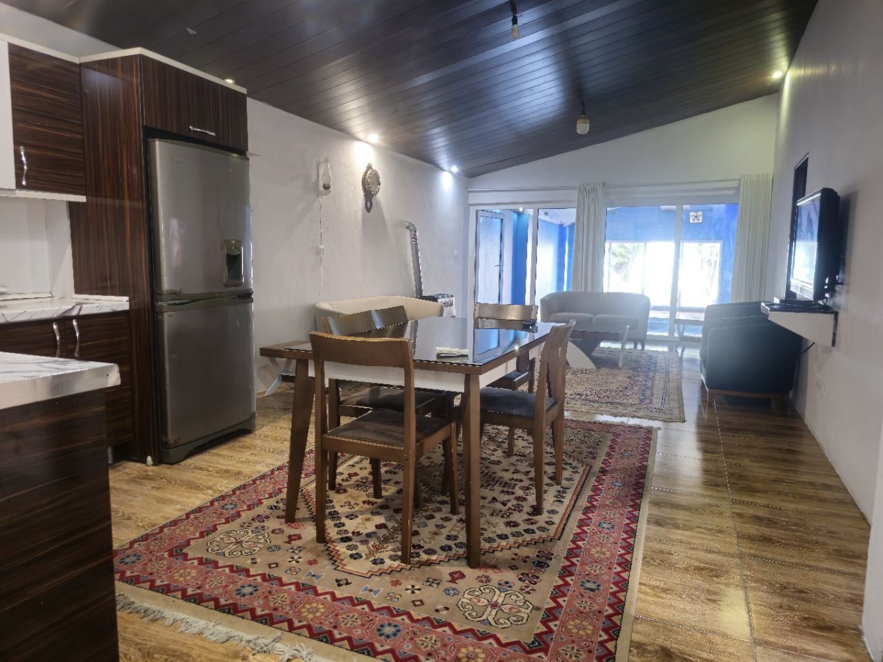 سه خوابه ساحلی استخردار آبگرم کندو