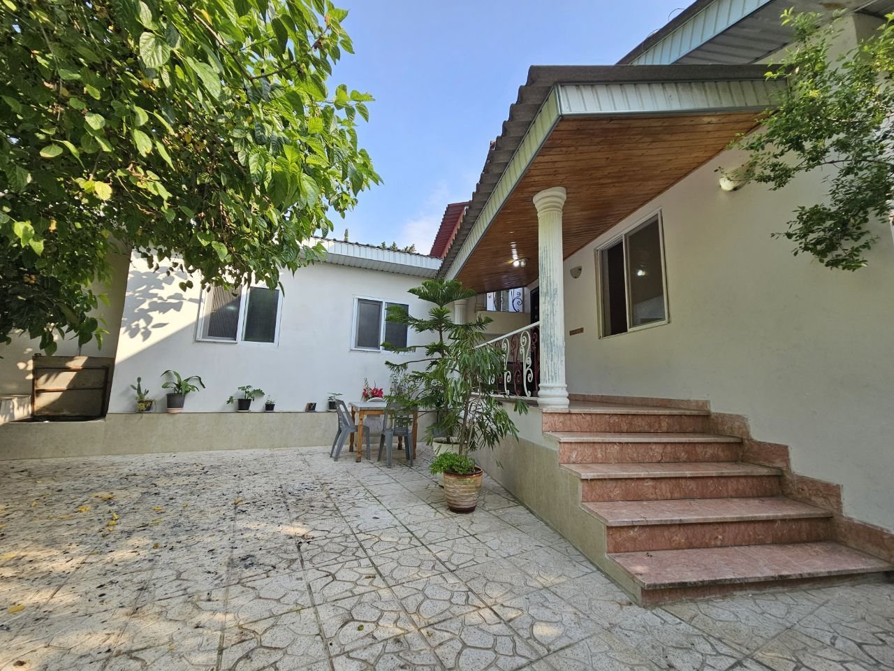 سه خوابه استخردار مانی