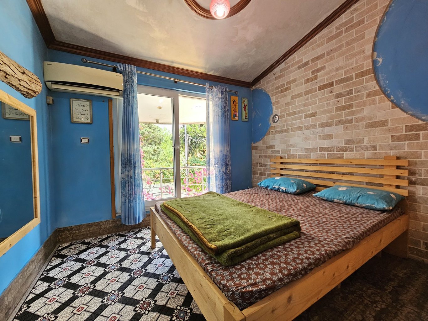 ویلا دوخوابه استخردار آبگرم یاس 66