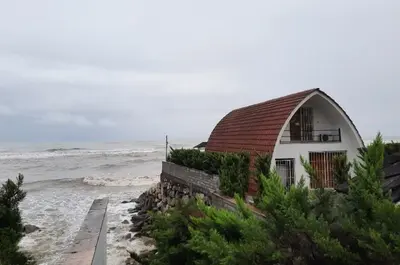 ویلا سه خوابه ساحلی دامون 3