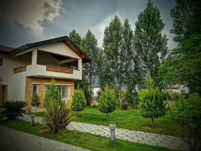 ویلا سه خوابه جنگلی استخردار آبگرم گندم