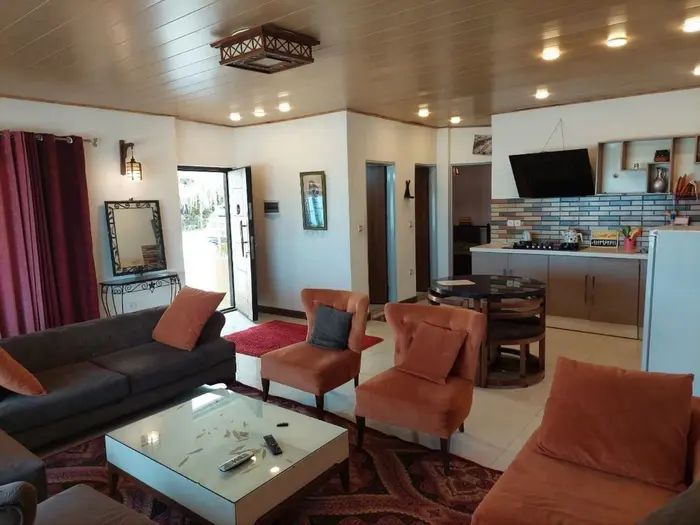 ویلا دوخوابه ساحلی خانه قشنگ