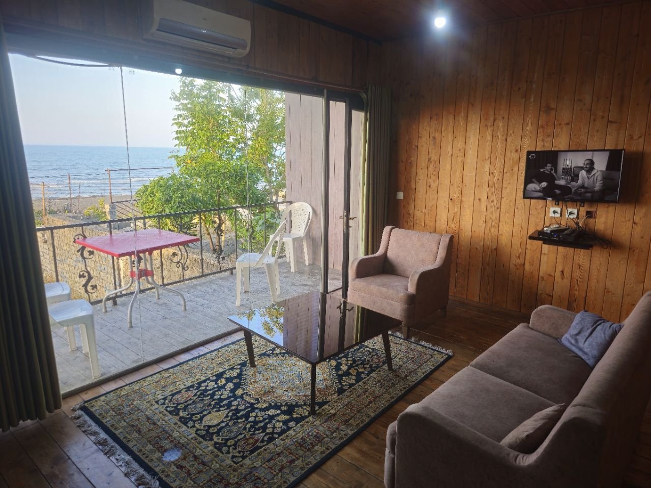 دوخوابه ساحلی سادات