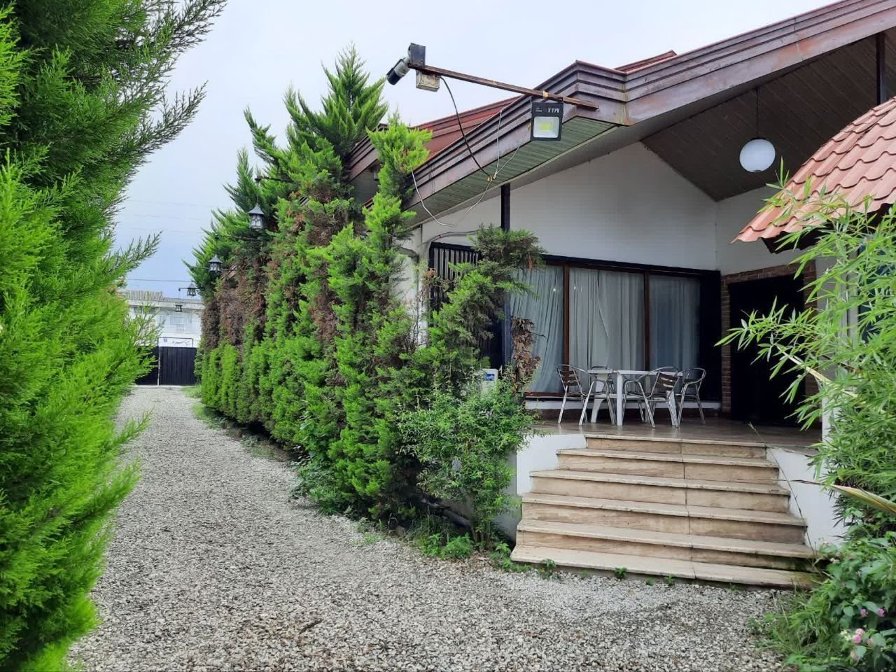 سه خوابه ساحلی استخردار دنیز 1