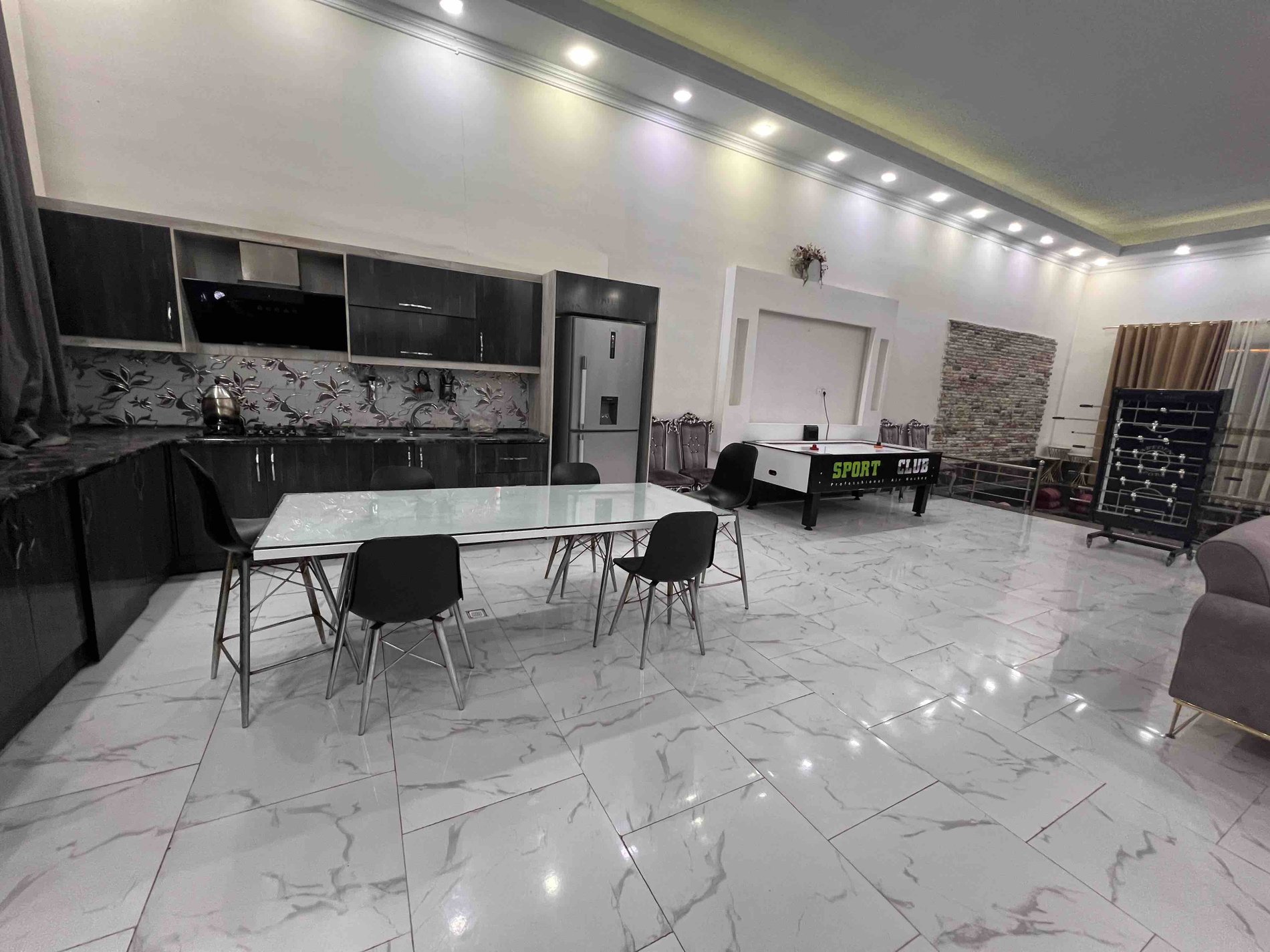 ویلا سه خوابه استخردار آبگرم بانوی شرقی یک