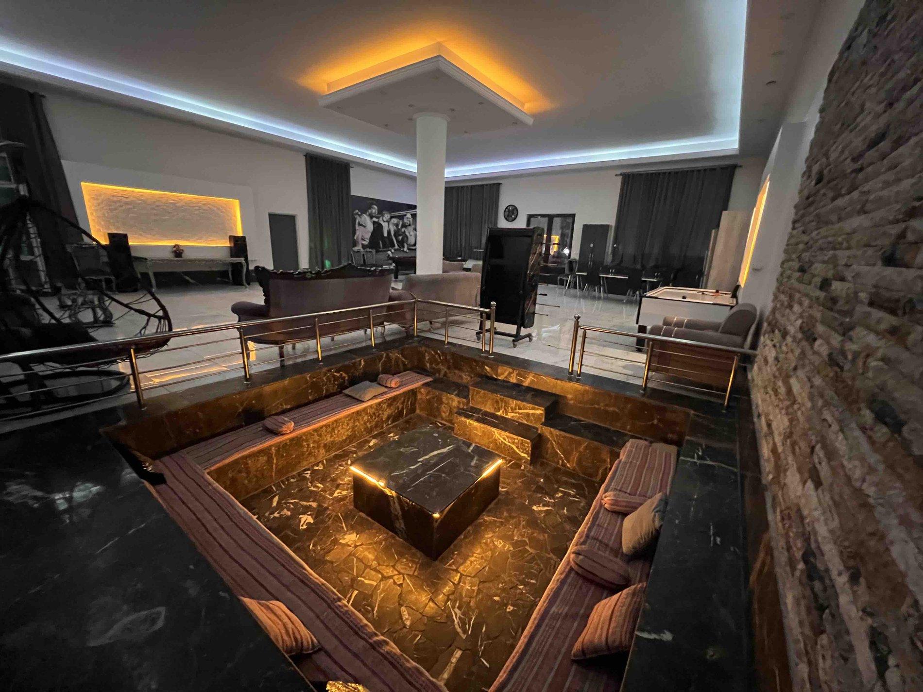 ویلا سه خوابه استخردار آبگرم بانوی شرقی یک