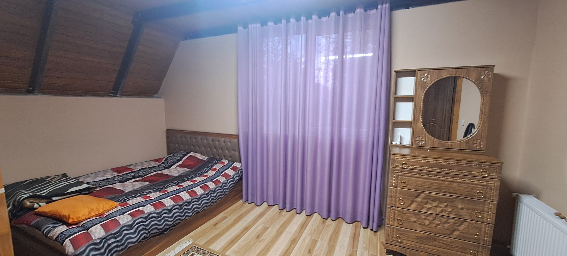 کلبه دوخوابه سوئیسی اکبر آباد