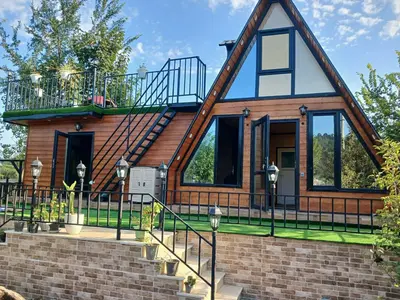 کلبه دوخوابه سوئیسی خاتون