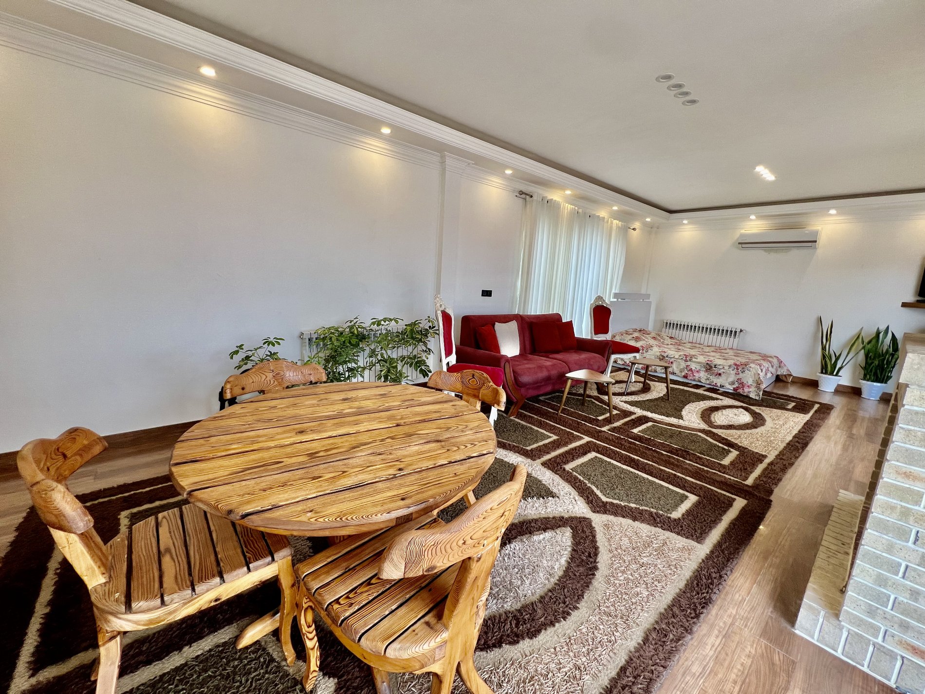 سوئیت فلت حسینی 1