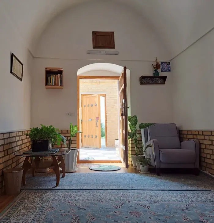 بوم گردی اردوان - واحد فاخته