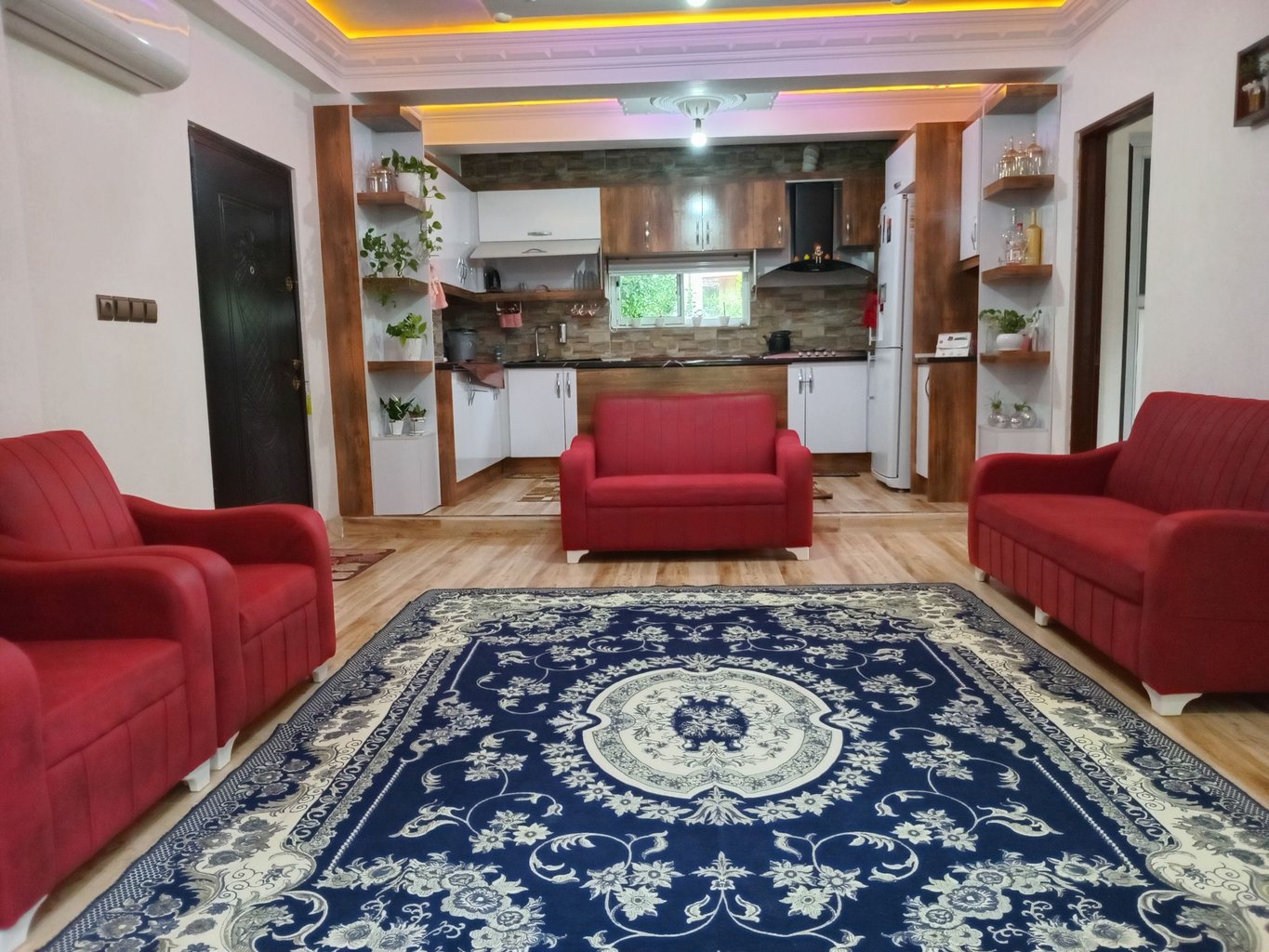 ویلا دوخوابه جنگلی تنیان رحیمی