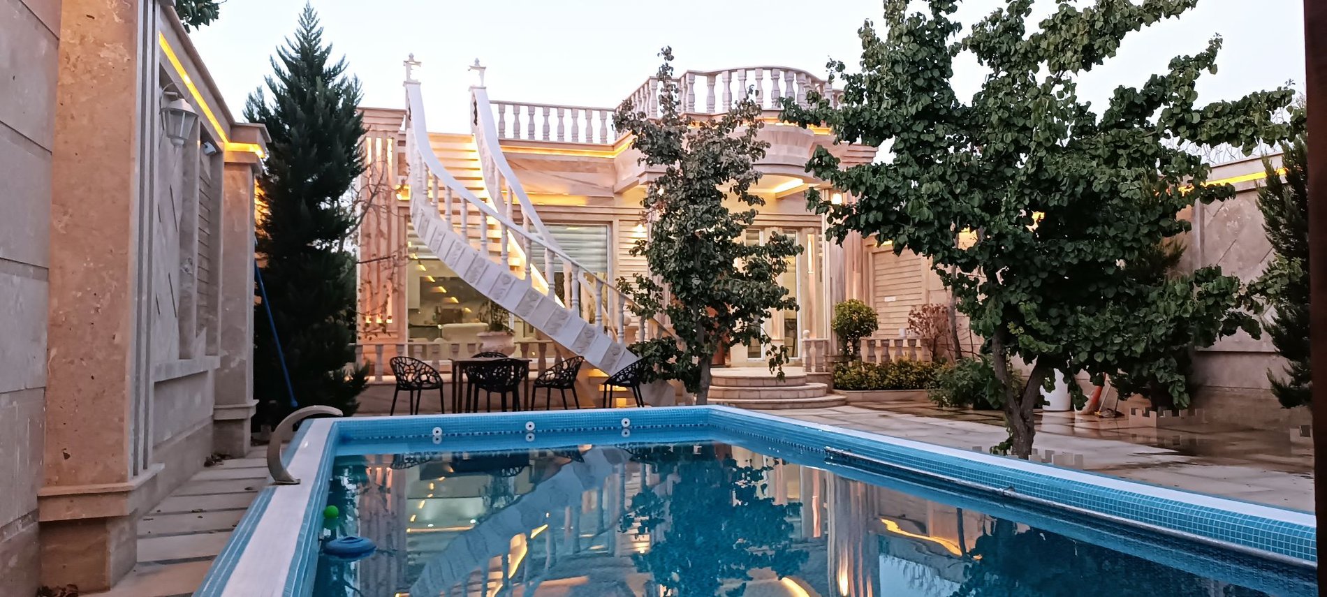 دوخوابه استخردار آبگرم آرامش 11