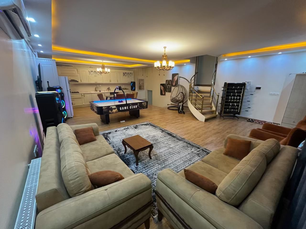 ویلا استخردار سه خوابه آرتمیس