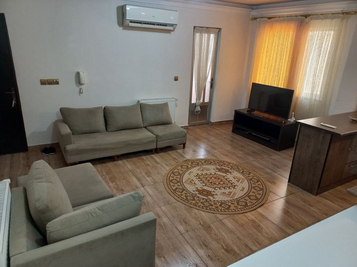 دوخوابه گلسرخ 2