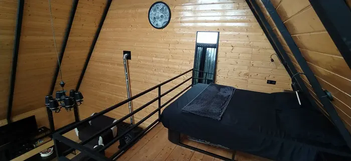 کلبه یک خوابه سوئیسی جکوزی دار منطقه آزاد