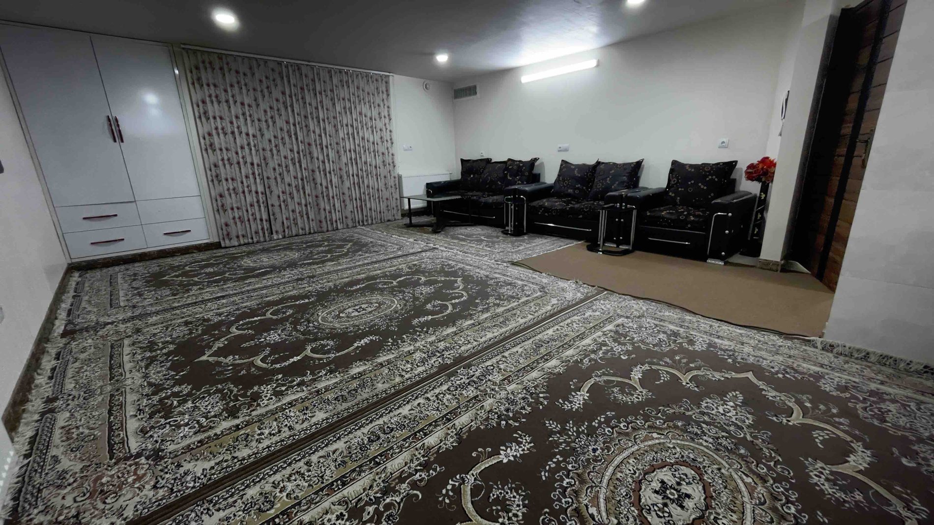 آپارتمان یک خوابه دیوەخان واحد ٤