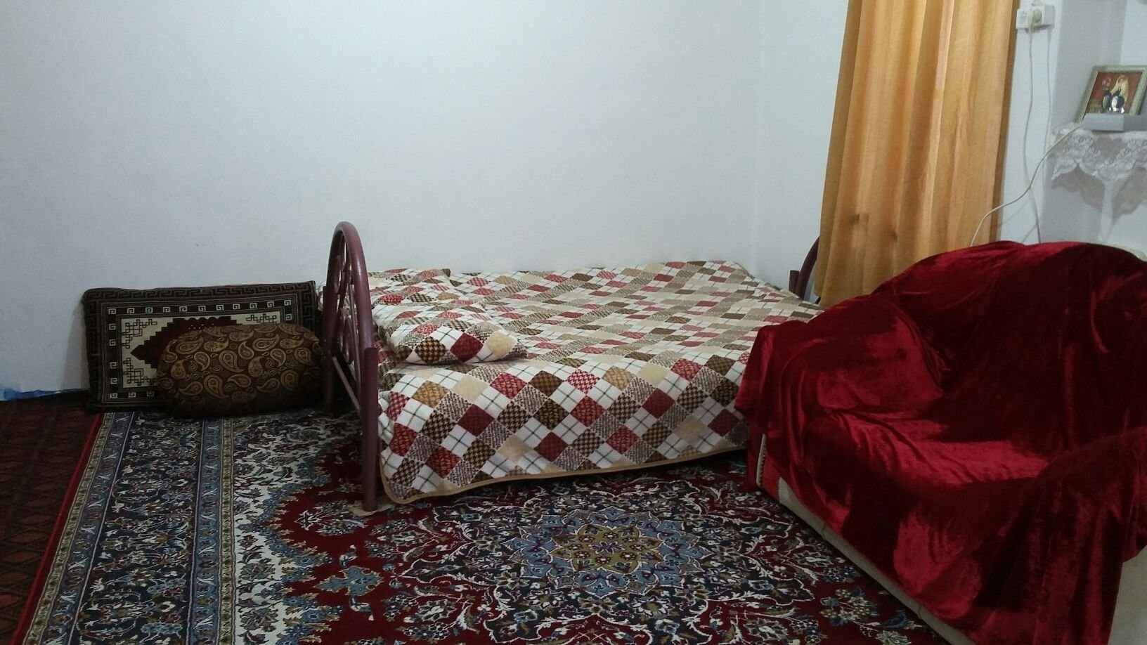 سوئیت دوخوابه بابا حسین 1 - اتاق خواب