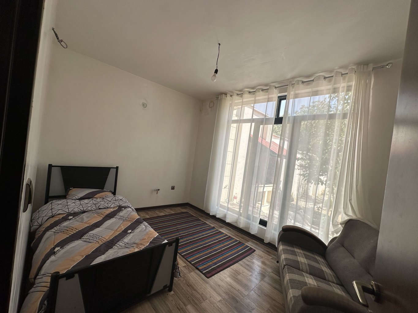 سوئیت دوخوابه استخرآبگرم بهاران خجسته