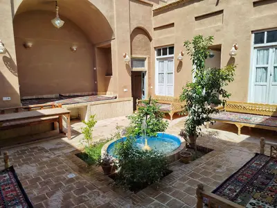 بومگردی مامس - واحد جلالیان 204