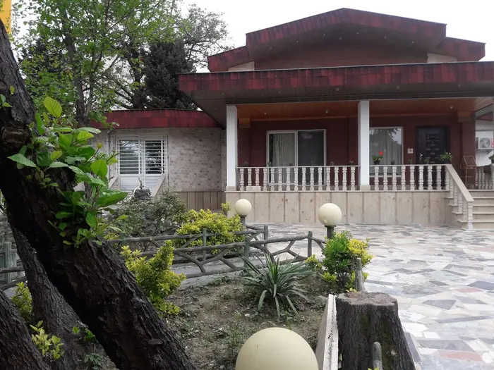 سه خوابه استخر و جکوزی دار لاکوده ۱