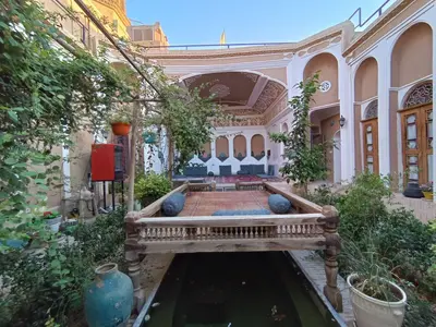 بومگردی سرزمین آفتاب - واحد پنج دری