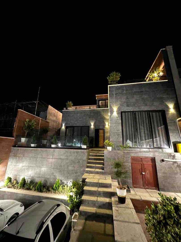 ویلا دوخوابه استخردار آبگرم مهرآباد ۱