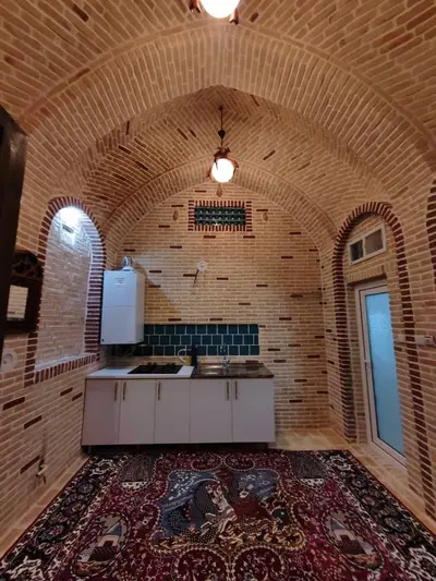 اقامتگاه سنتی عمارت کهن - واحد کویر ابوزیدآباد
