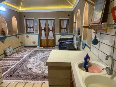 اقامتگاه سنتی عمارت کهن - واحد قاشمقاری