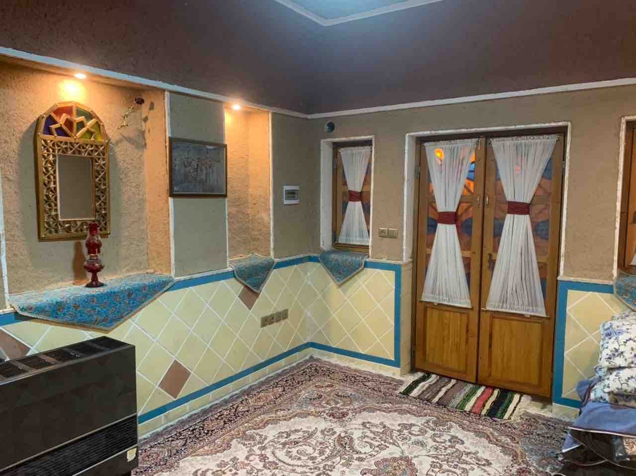 عمارت کهن - واحد ستاره