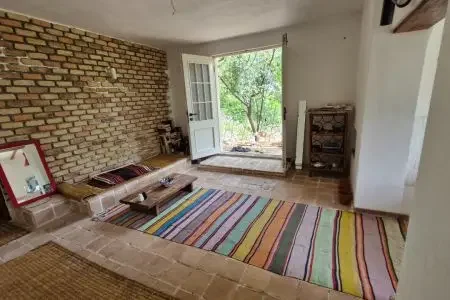 هاستل خانه سکوت 1 - واحد باران