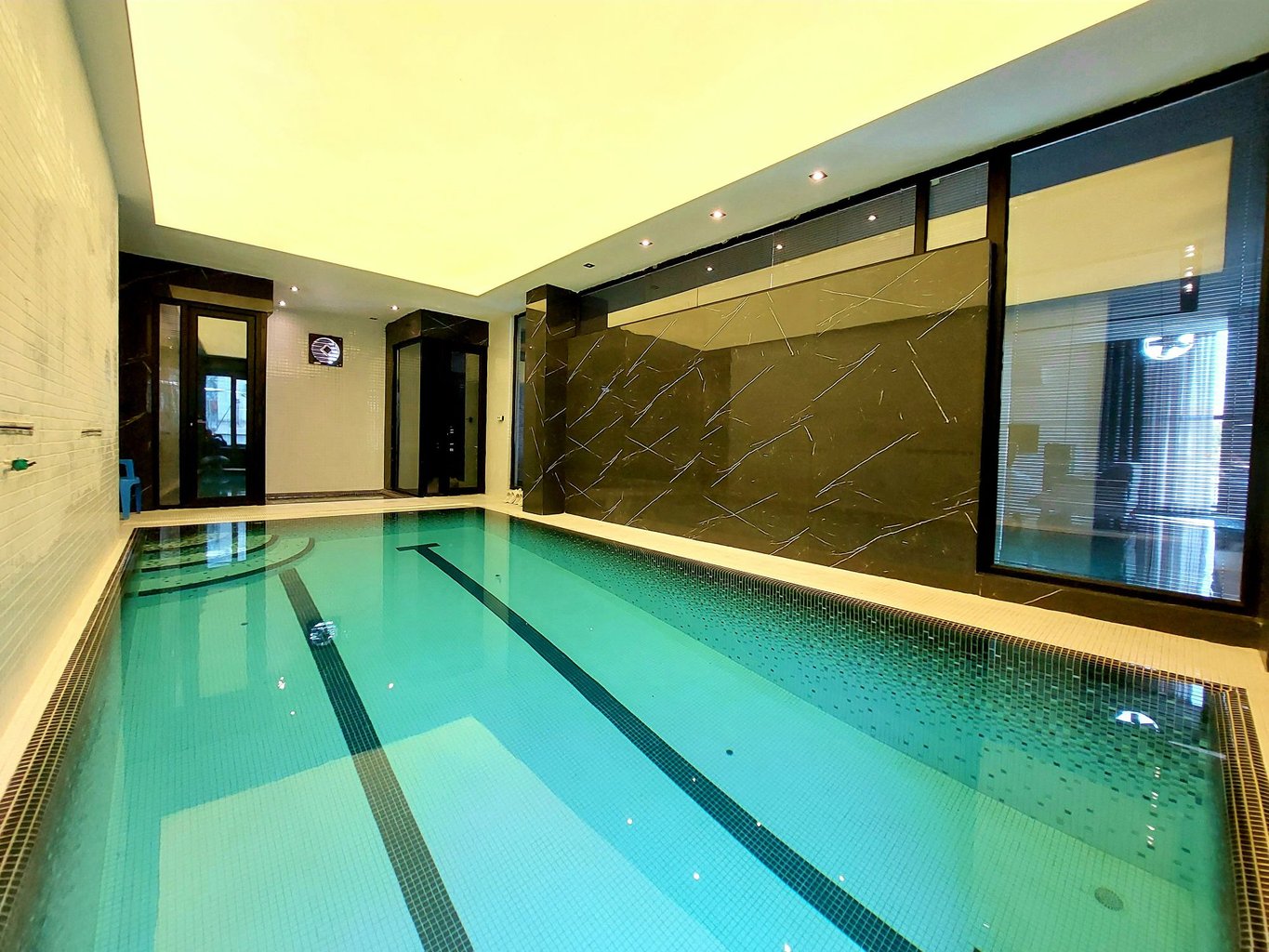 چهارخوابه استخردار آبگرم تینا