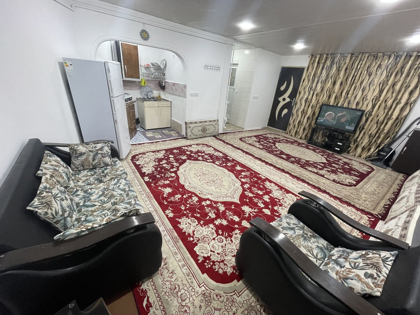 ویلا یک خوابه استخردار آبگرم گرجی