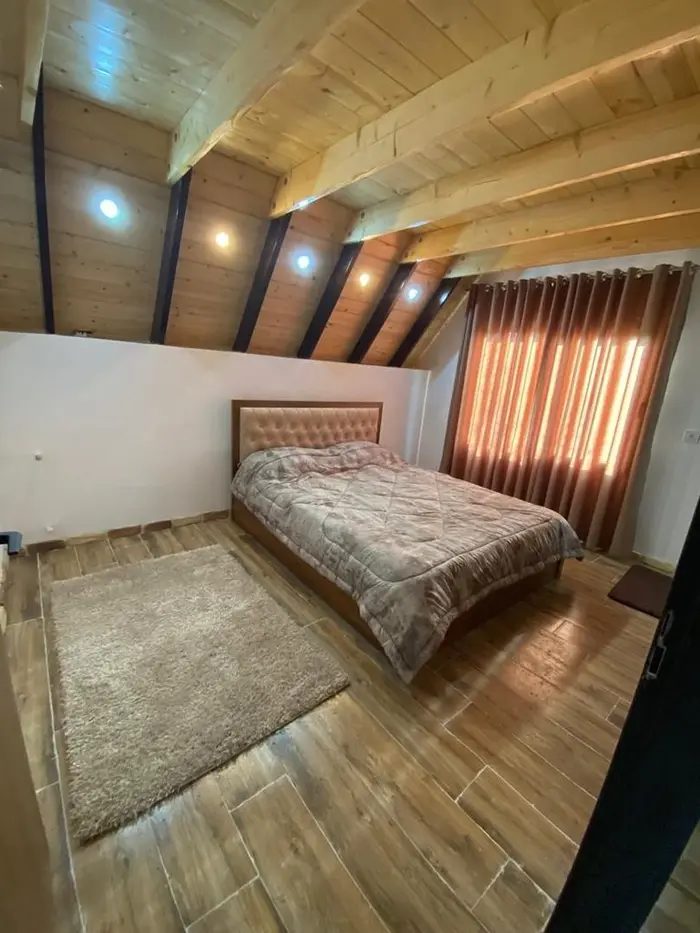 کلبه دوخوابه  سوئیسی شادی