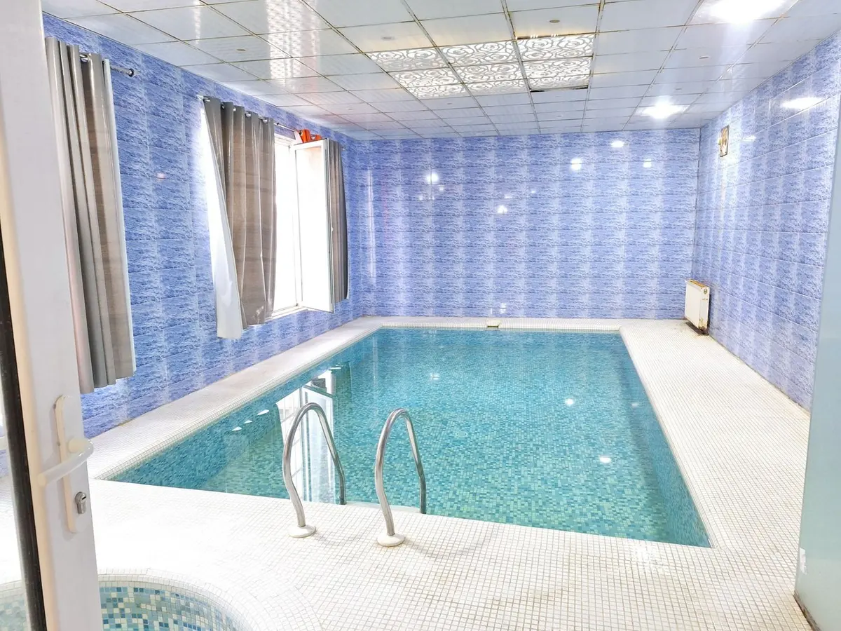 ویلا یک خوابه استخردار آبگرم خوشه کار