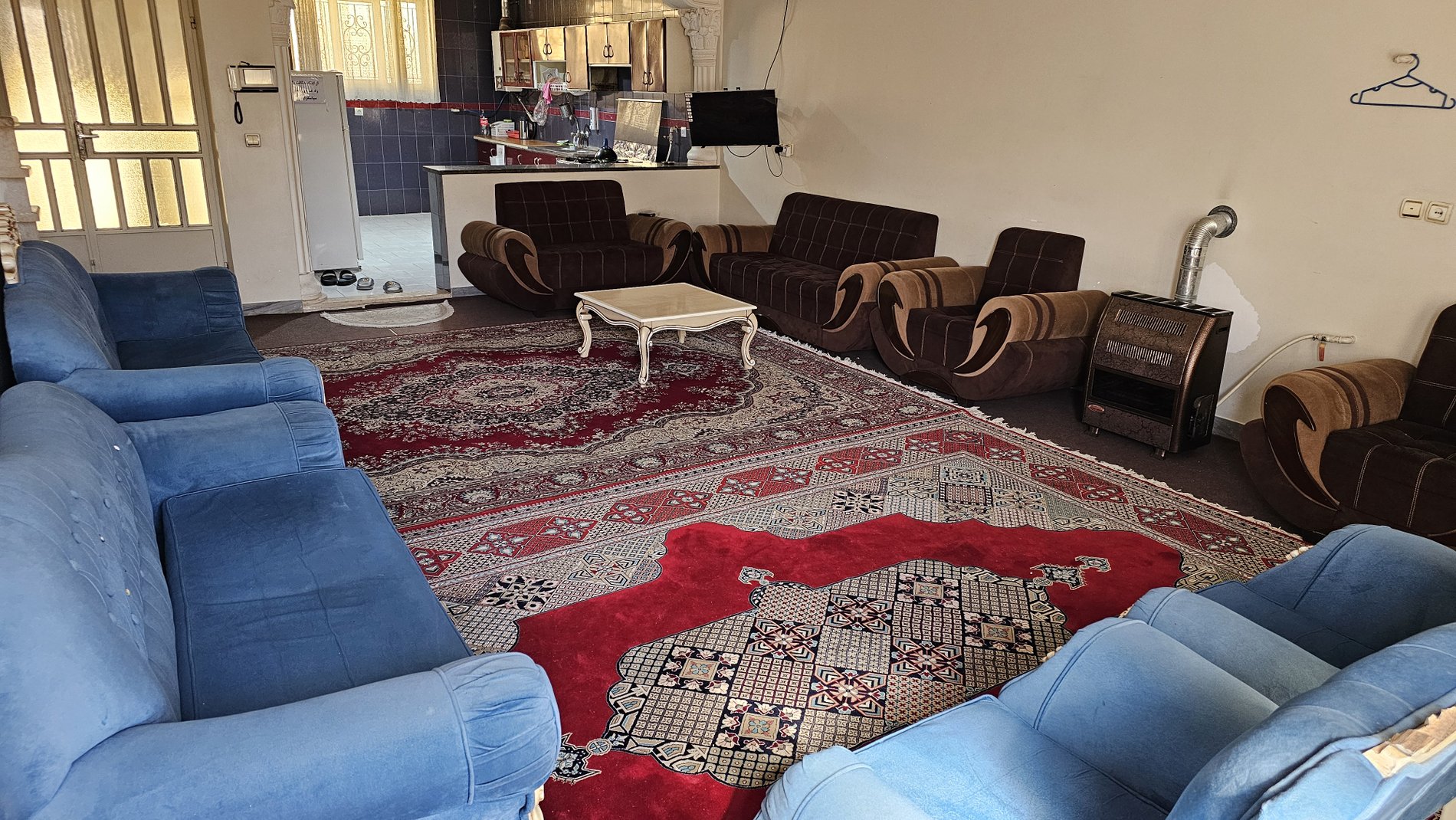 آپارتمان دوخوابه حقیقت 15