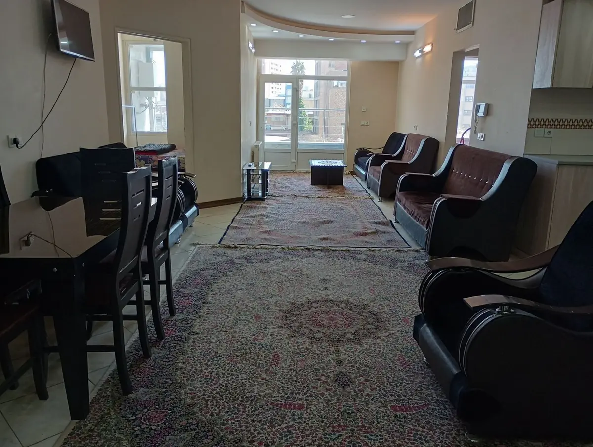 آپارتمان دوخوابه استقلال ۲۰۸