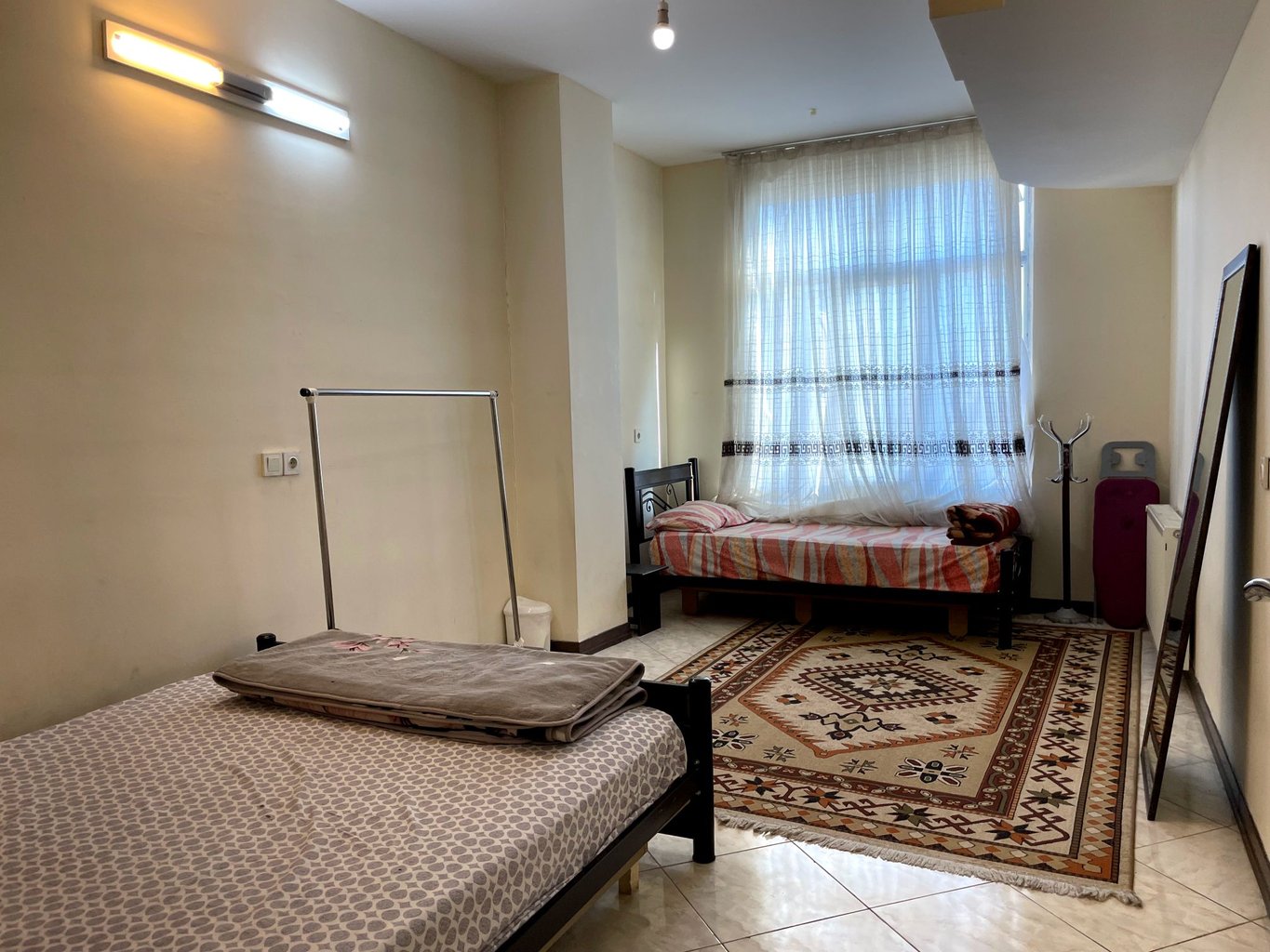آپارتمان دوخوابه استقلال ۳۱۱