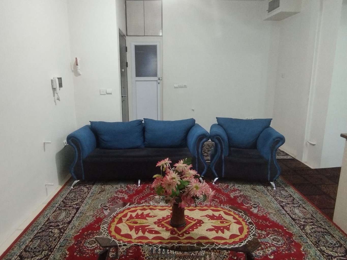 آپارتمان دوخوابه اشکان