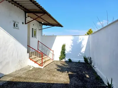 ویلا دوخوابه ساحلی ساحل 4