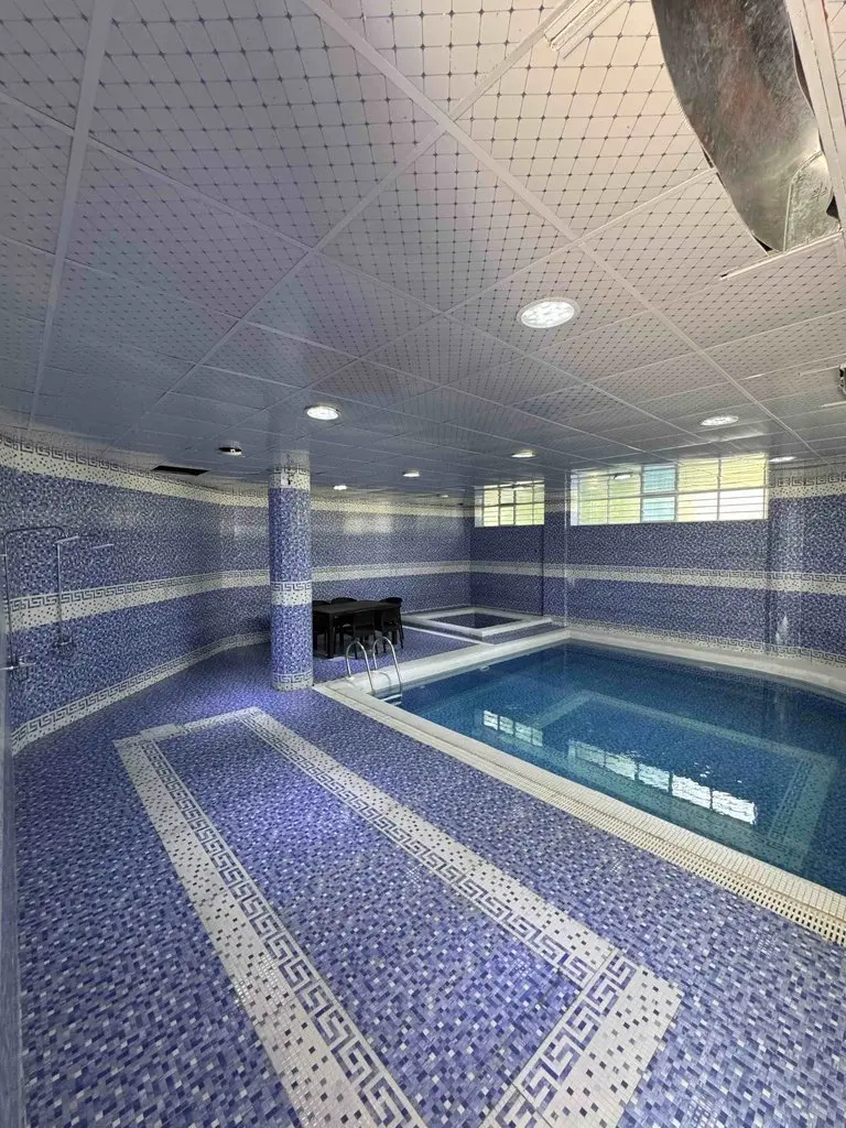 ویلا سه خوابه دوبلکس استخردار آبگرم کریمی - استخر