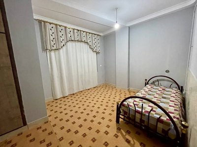 آپارتمان دوخوابه کریمی شمالی