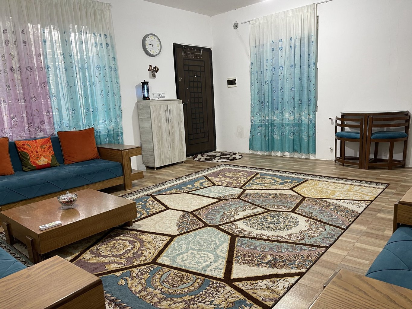 ویلا یک خوابه استخردار آبگرم زنیس