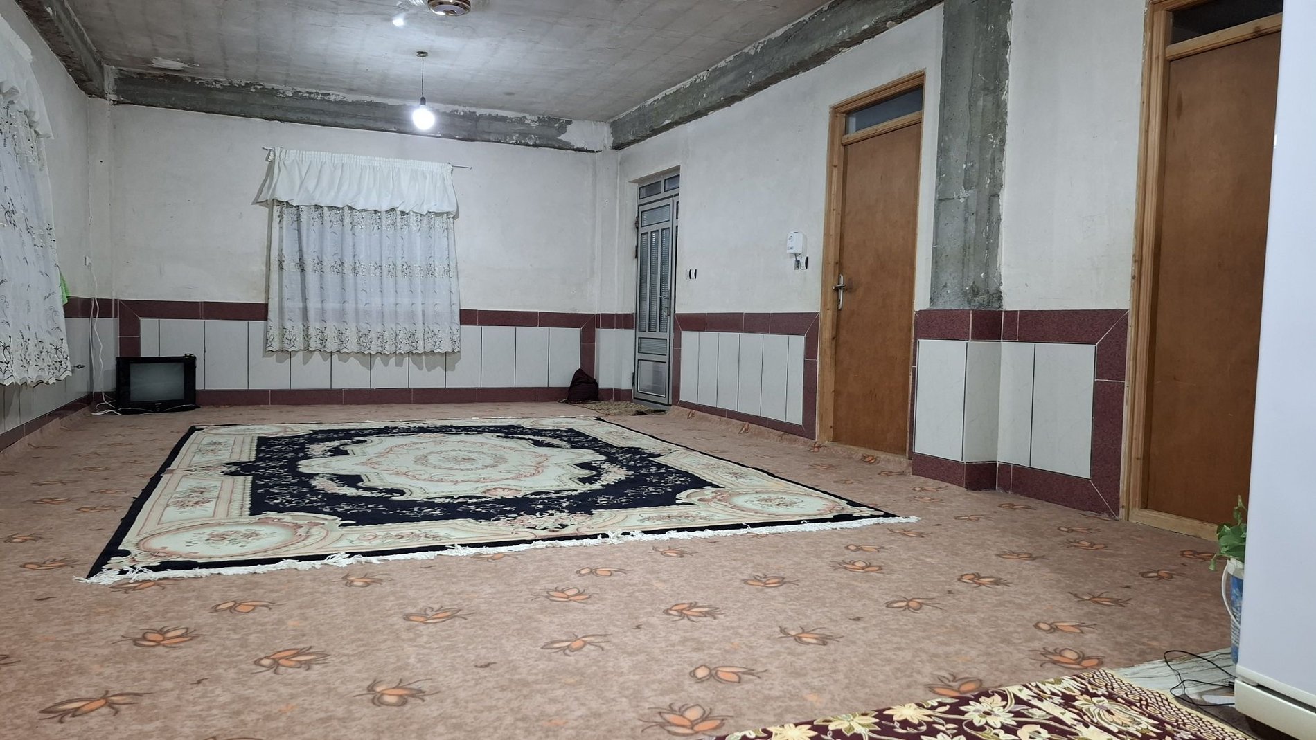 سوئیت دوخوابه کوهستانی خاک پیرزن