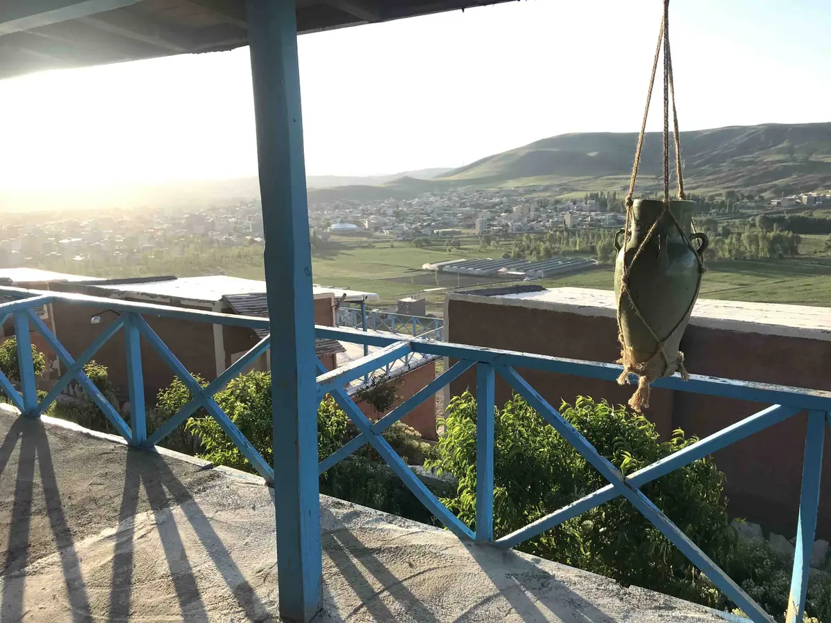 مجتمع اقامتگاهی بام خلخال - واحد سنتی سه نفره مدل ۲ - چشم انداز