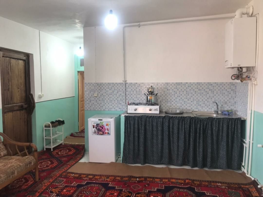 مجتمع اقامتگاهی بام خلخال- واحد سنتی چهارنفره مدل ۱ - آشپزخانه