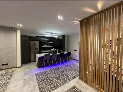 ویلا یک خوابه استخردار آبگرم باغچه آرا